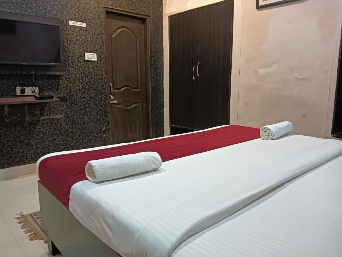 Shree Krishna Hotel Inn Varanasi Exterior foto